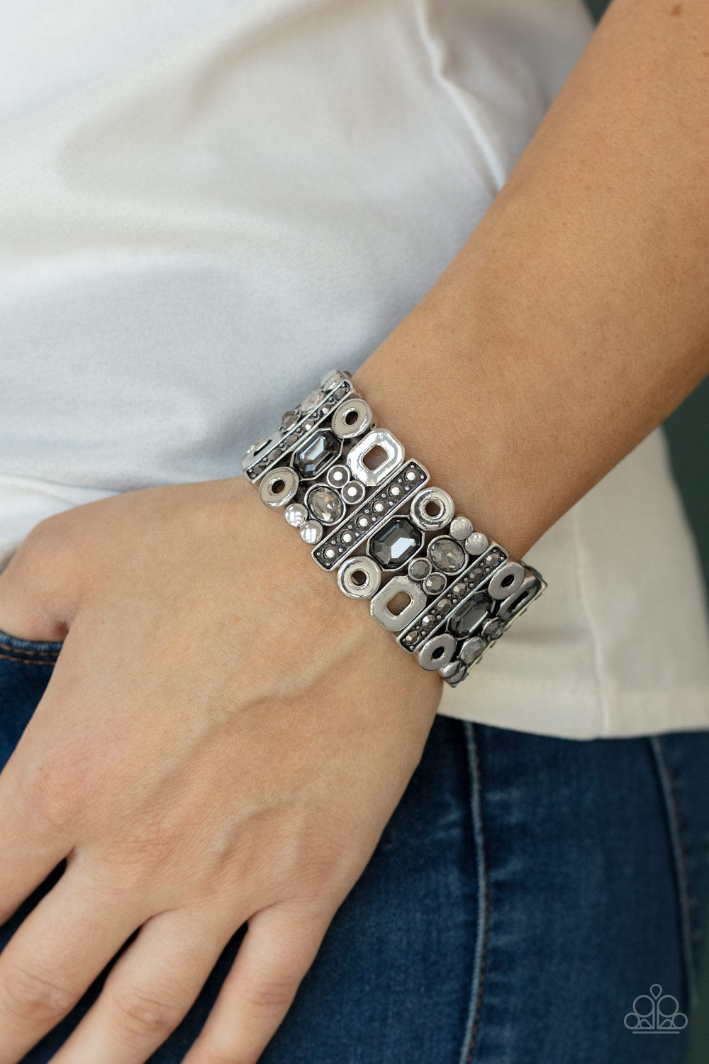 Paparazzi Accessories Dynamically Diverse - Silver bracelet