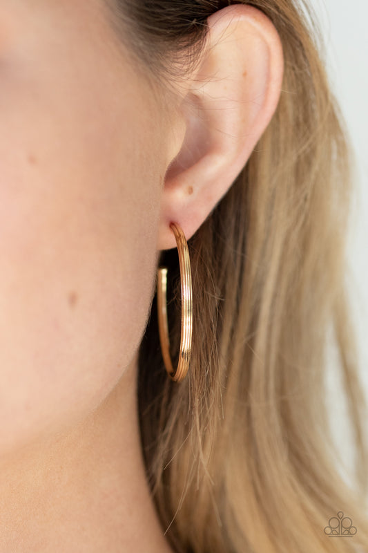 Paparazzi Accessories Chic As Can Be - Gold Earrings