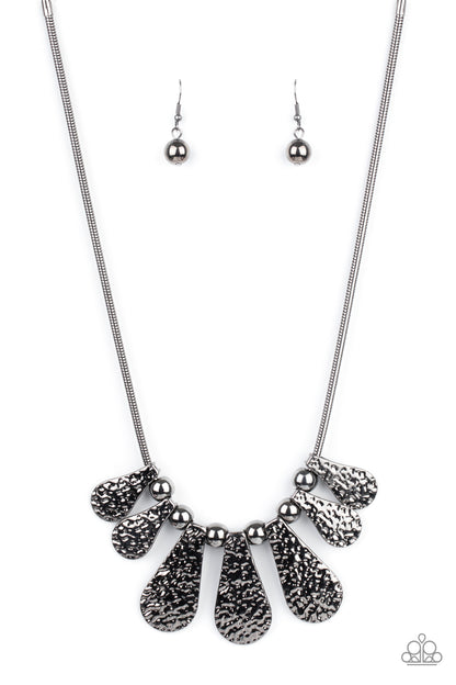 Paparazzi Accessories Gallery Goddess - Black - Necklace