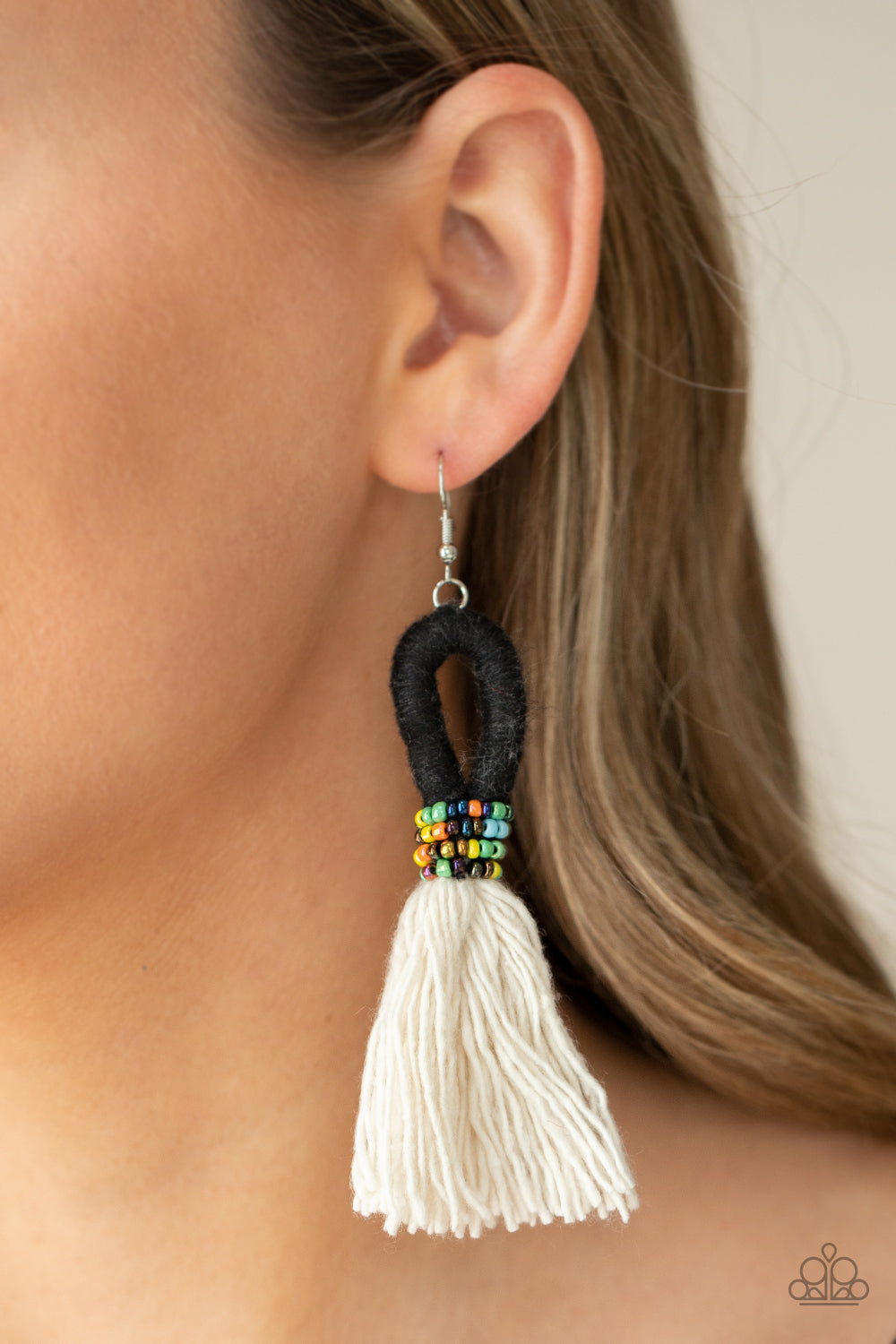 Paparazzi Accessories The Dustup - Black Earring