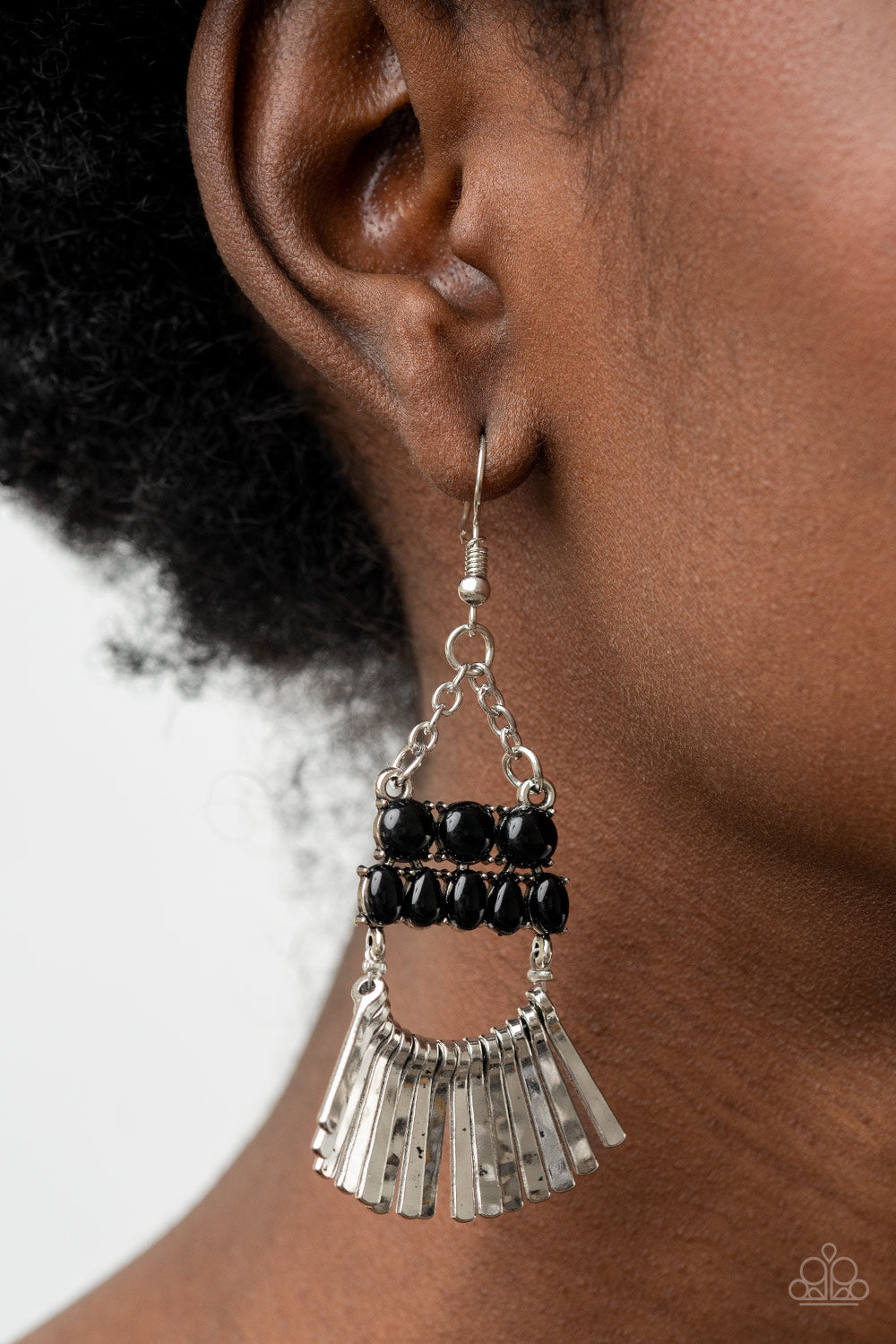 Paparazzi Accessories A FLARE For Fierceness - Black Earrings